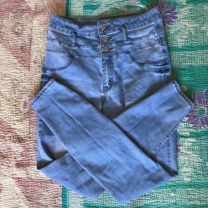 High wasted skinny jeans